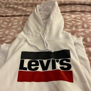 White Levi’s Hoodie